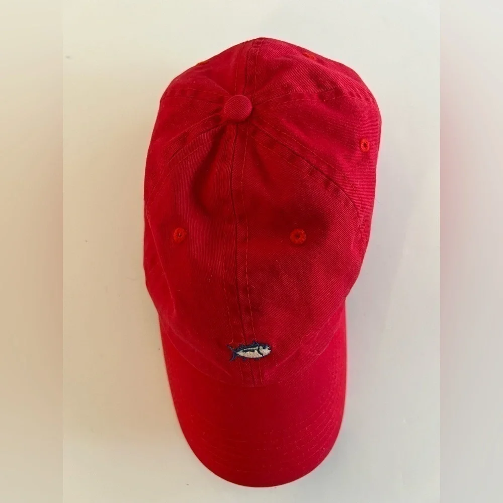 Southern Tide red embroidered fish Skipjack baseball cap sz L adjustable